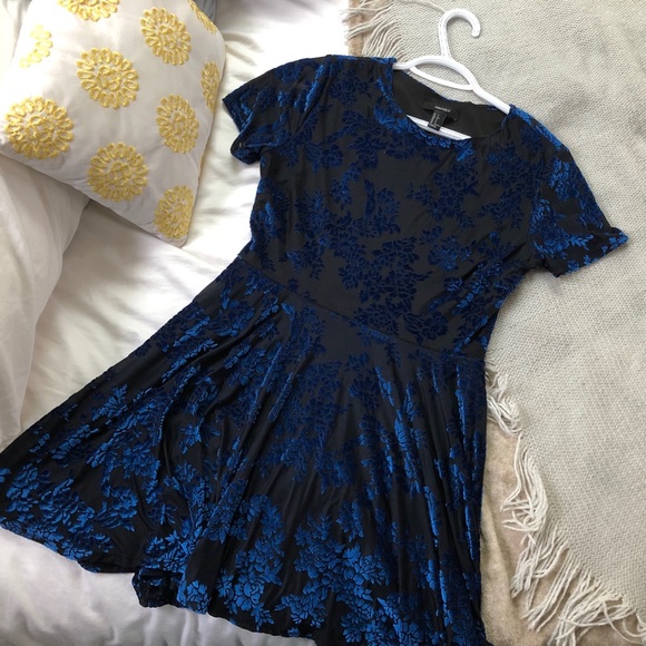 Velvet Flower Dress - Picture 2 of 6